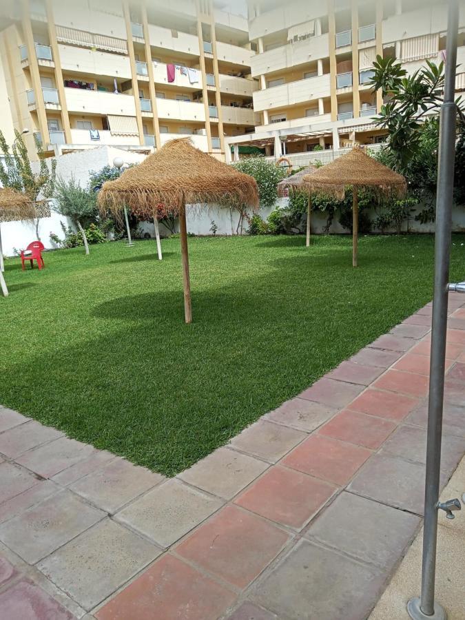 centro y playa Rincón de la Victoria Exterior foto